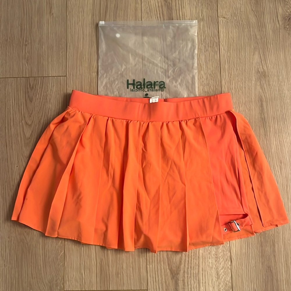 Halara Breezeful Pleated Skirt Large